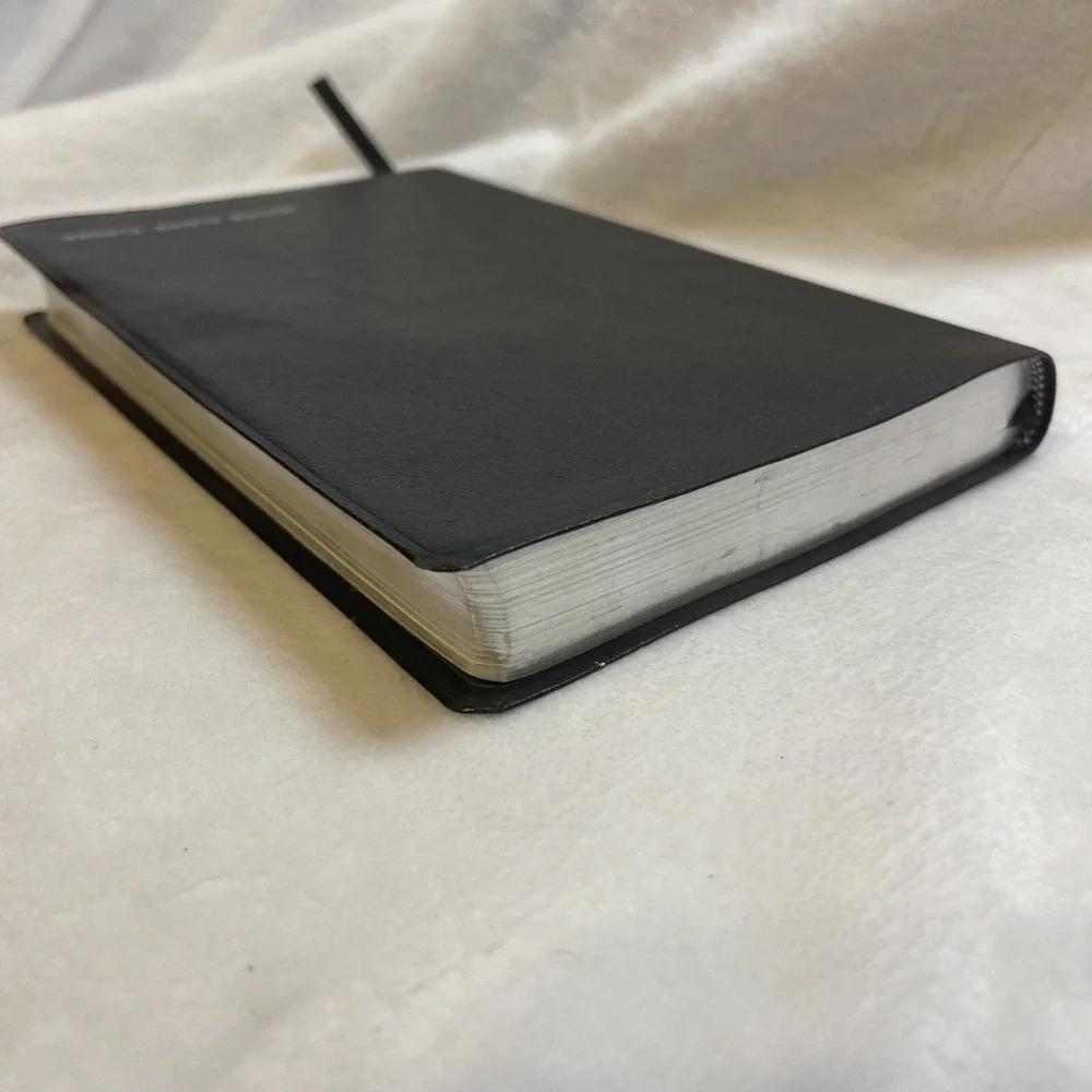Zondervan NIV Holy Bible Black Bonded Leather Personalized 9780310435648